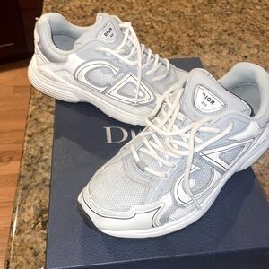 Dior B30